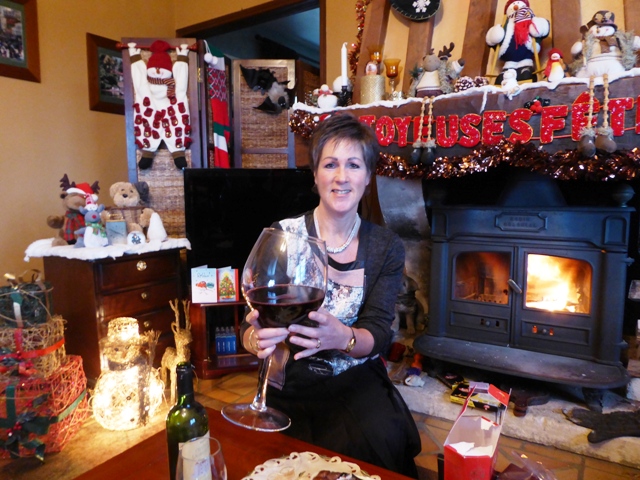 Merry Christmas - & this is a MEDIUM glass!